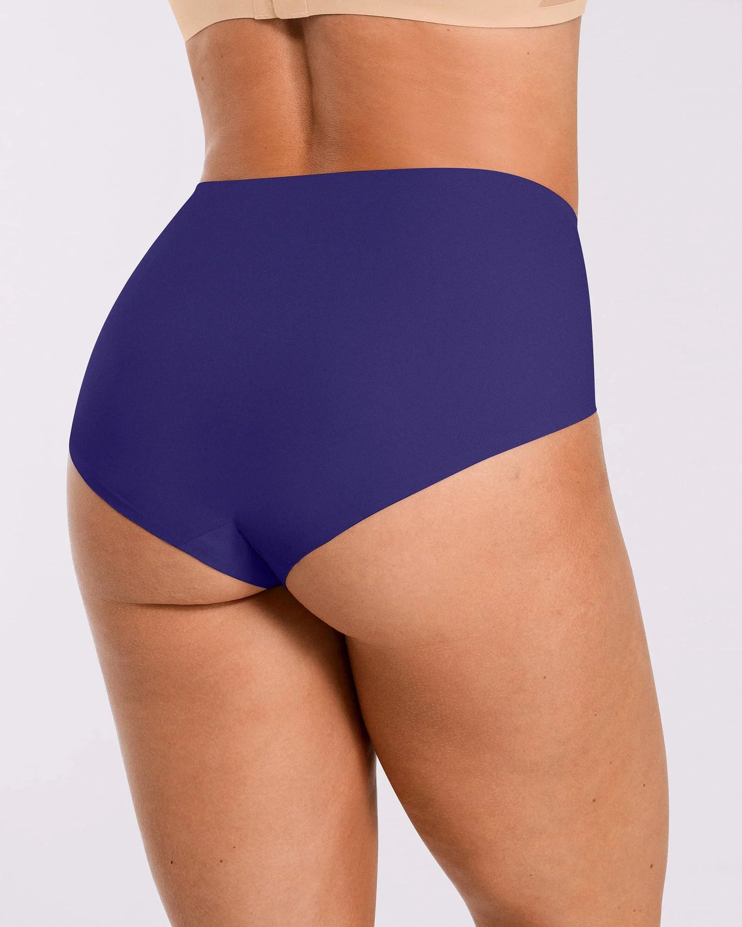 Curve Code™ Contour Comfy Smoothing Brief