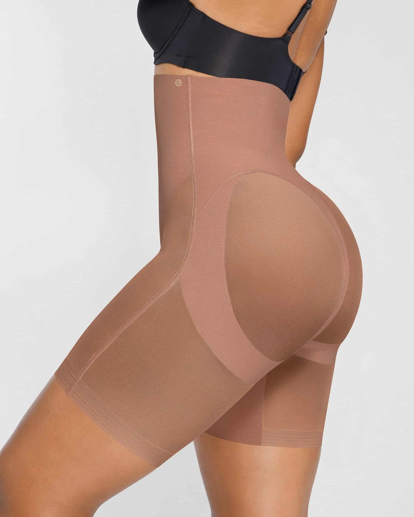 BOOT-YEAH™ MeshSmooth™ Butt-Lifting Mid Thigh Short