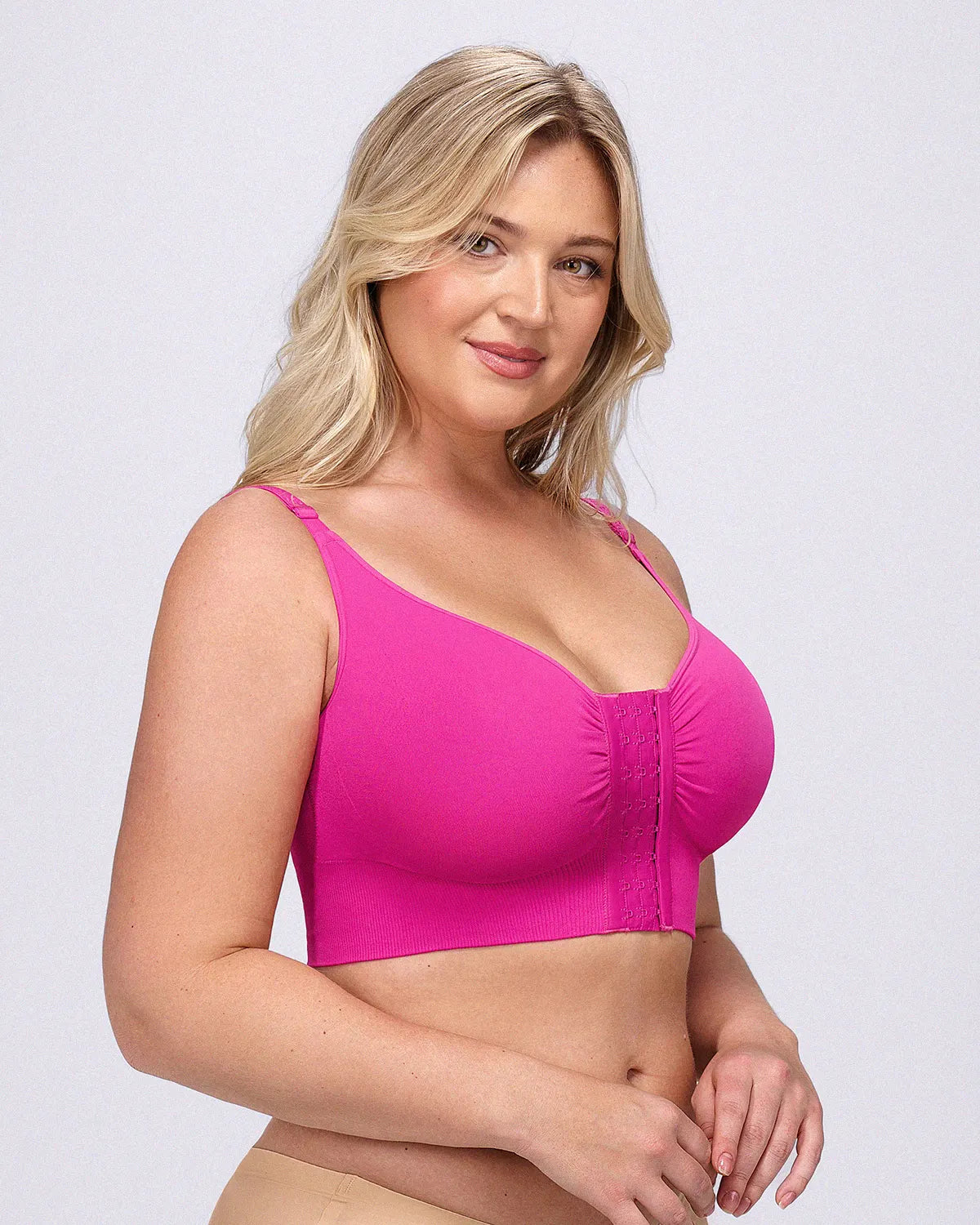 Bare Essentials™ Defineline™ Back Smoothing Unlined Wireless Bra