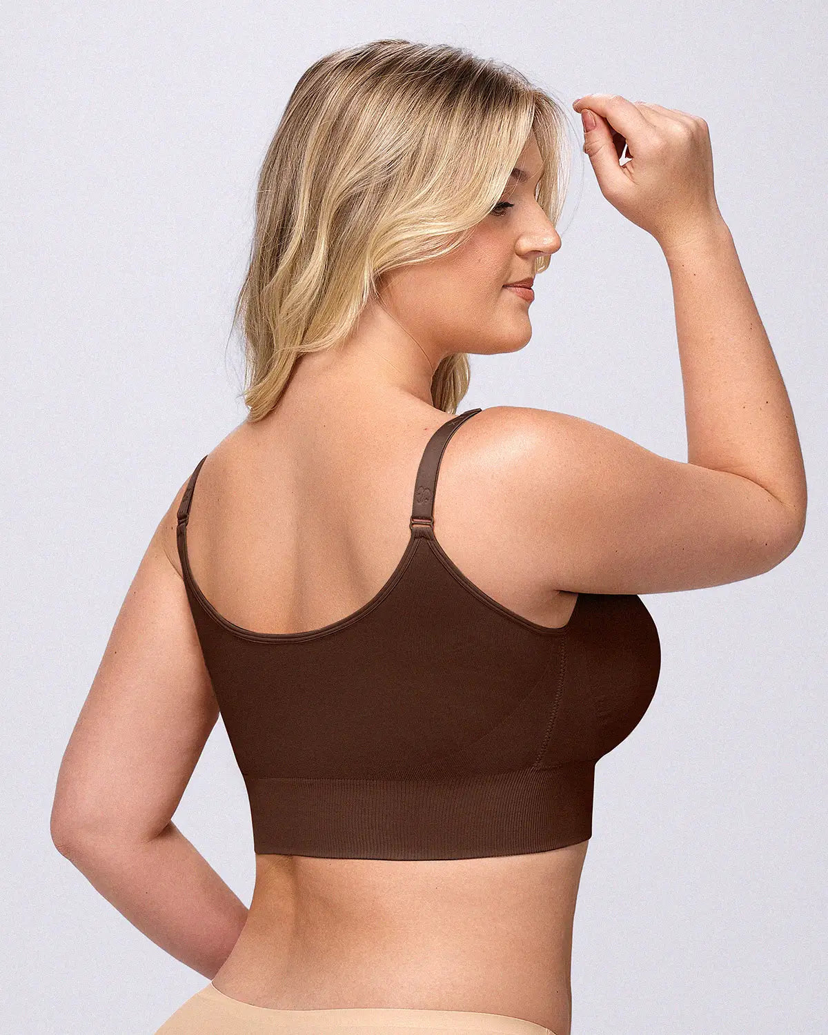 Bare Essentials™ Defineline™ Back Smoothing Unlined Wireless Bra