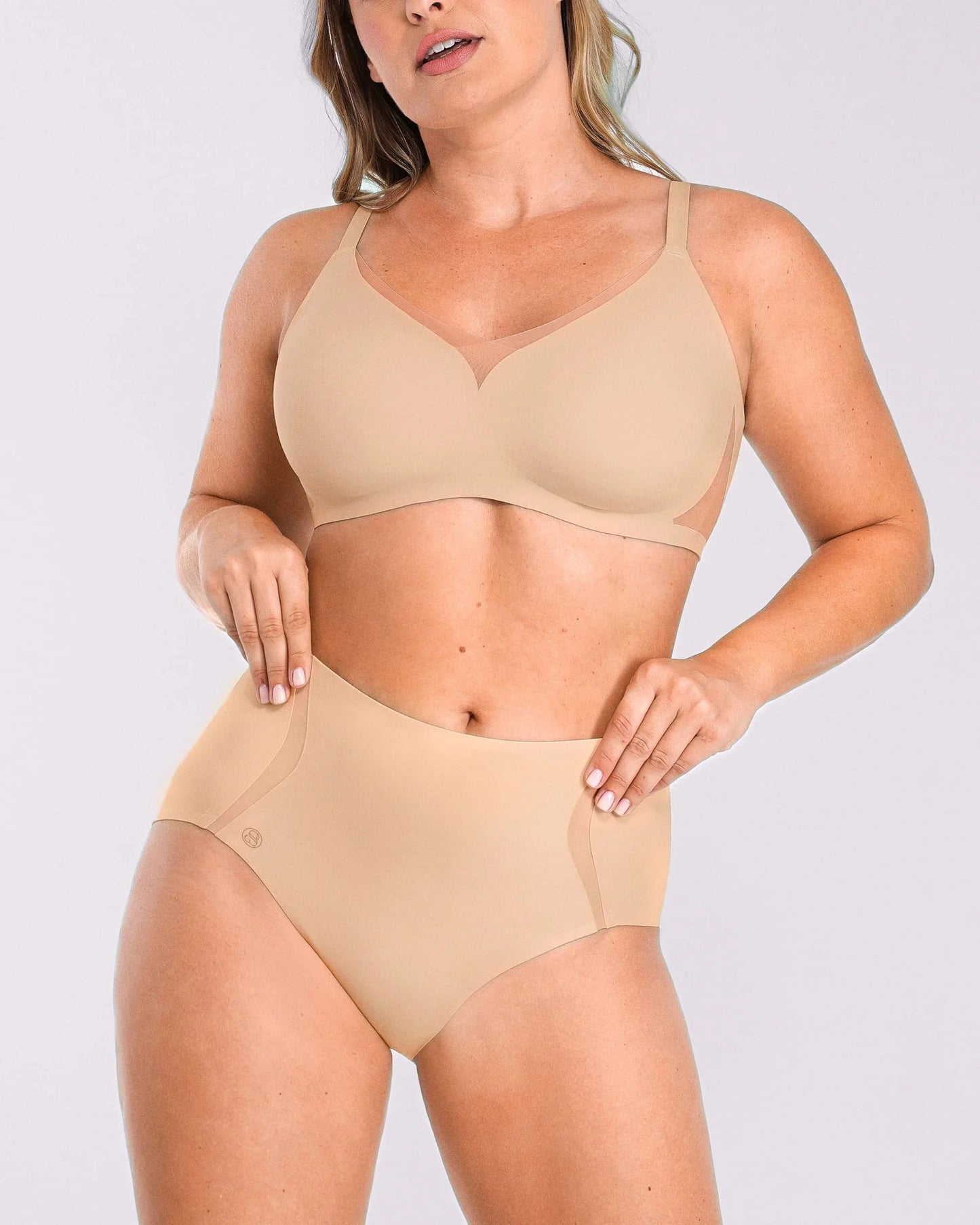 Curve Code™ Contour Comfy Smoothing Brief