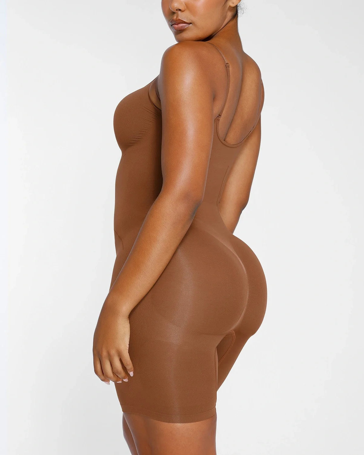 Bare Essentials™ Skin Flow Seamless Smoothing Bodysuit